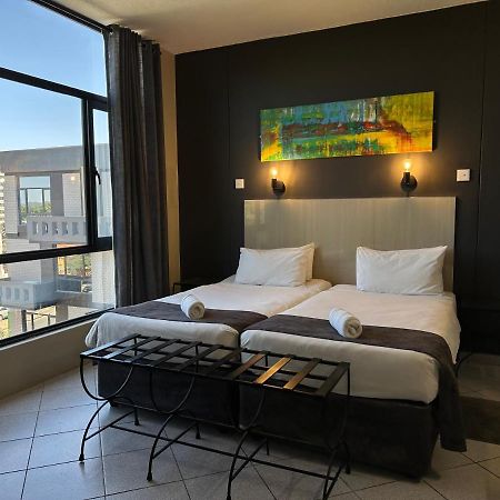 N1 Hotel Samora Machel 하라레 외부 사진