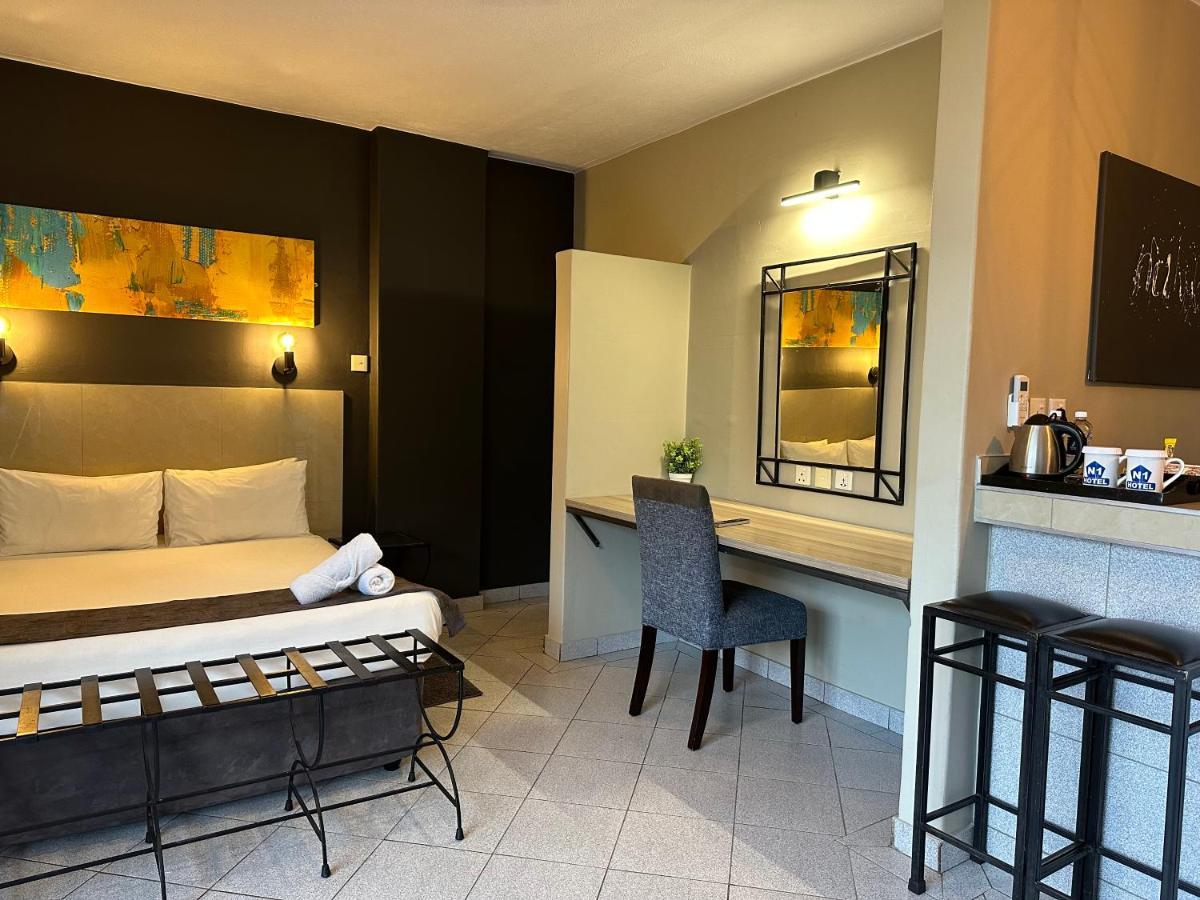 N1 Hotel Samora Machel 하라레 외부 사진