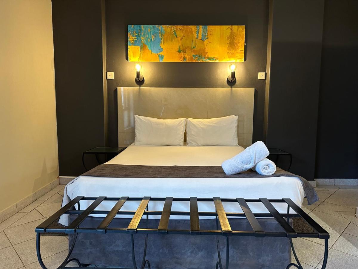 N1 Hotel Samora Machel 하라레 외부 사진